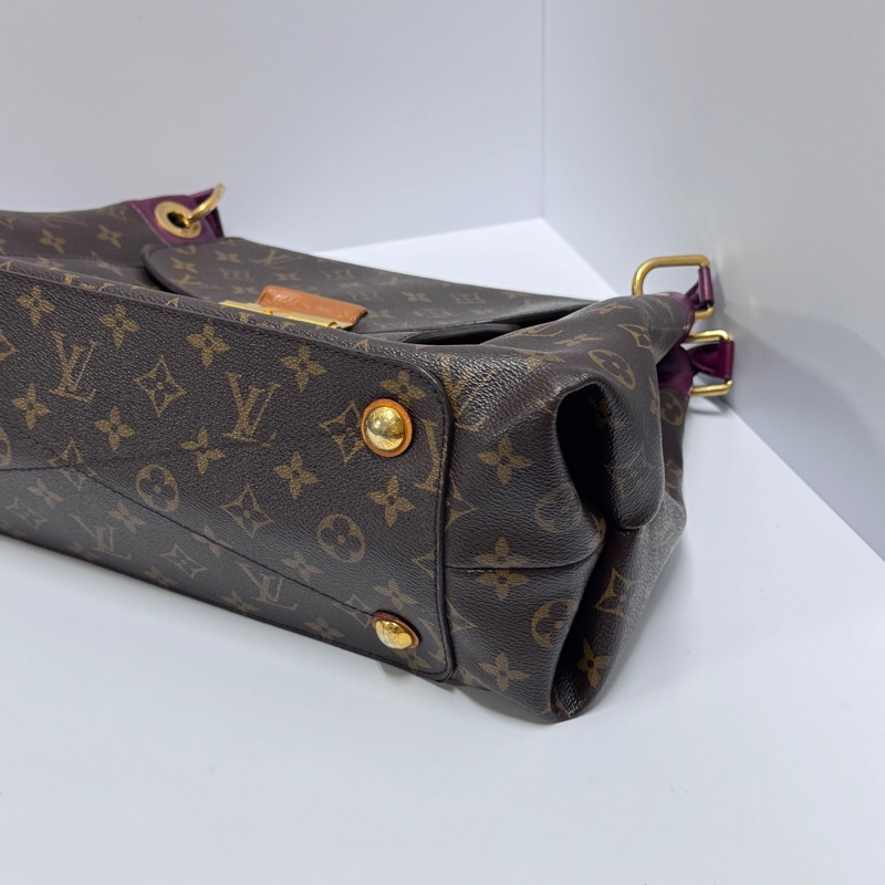 【經典永存🎀】 LV Olympe 經典老花 肩背包 （專櫃價13.6萬）-10