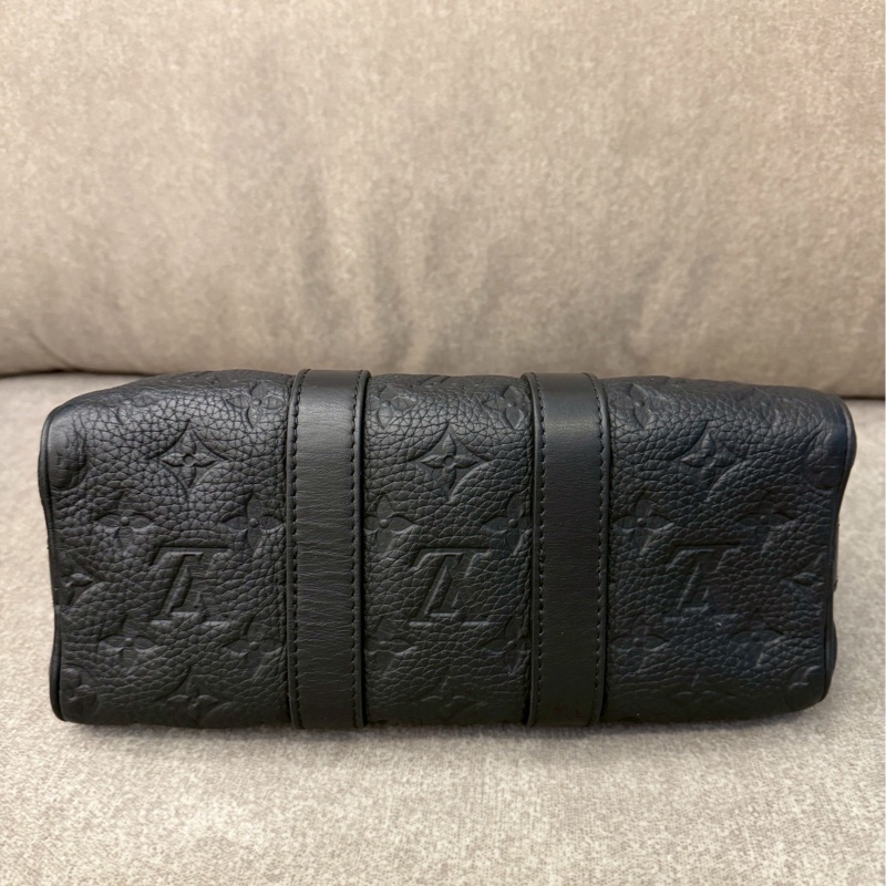 LV keepall25 黑壓紋-3