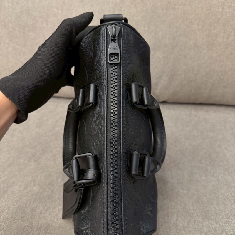 LV keepall25 黑壓紋-7