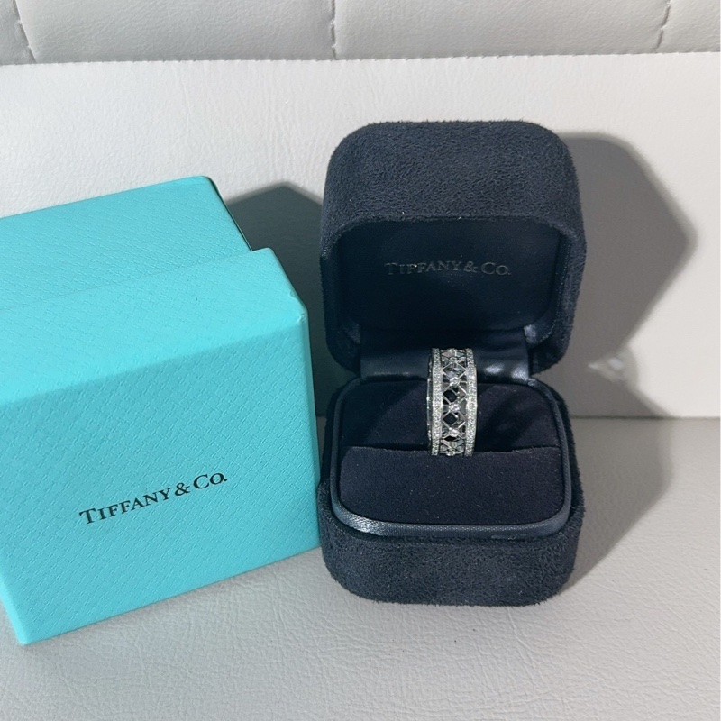 Tiffany蒂芙尼 白金滿鑽鏤空蕾絲花窗戒指,55號-1