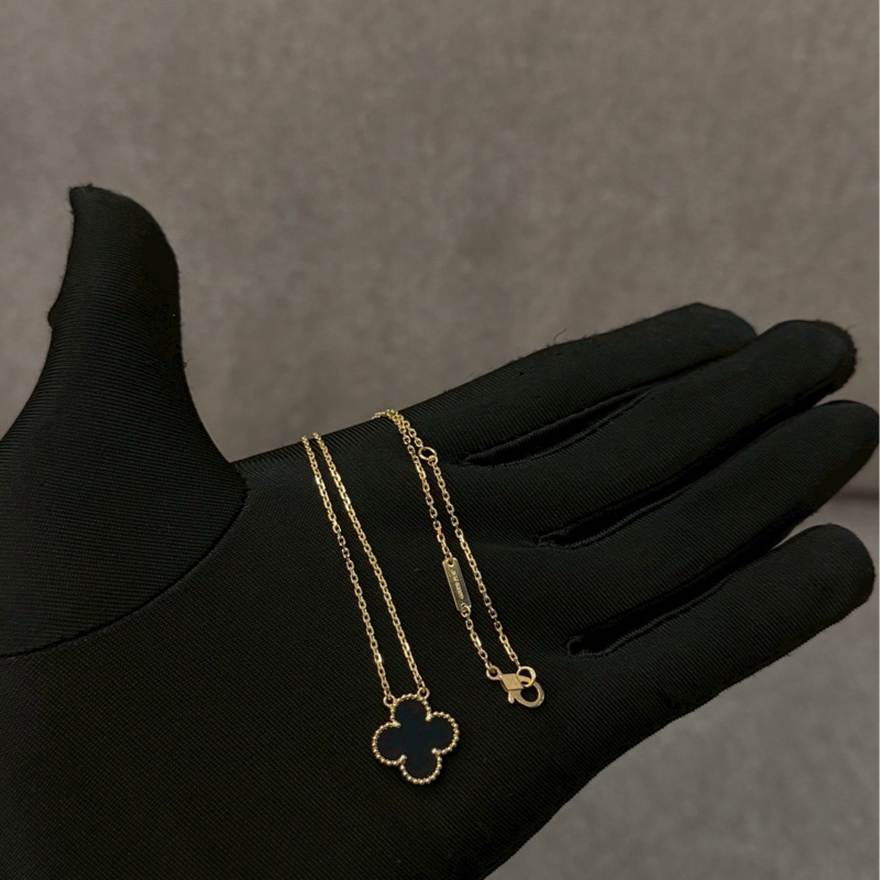 VCA黑色瑪瑙項鍊-3