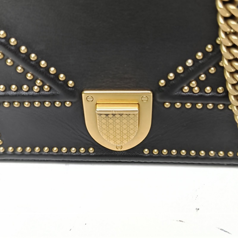 DIOR Diorama盾牌包WOC黑色羊皮金扣2017鉚釘飾面-4
