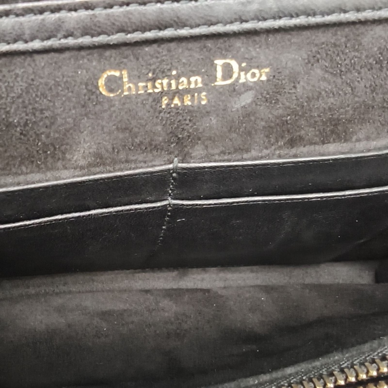 DIOR Diorama盾牌包WOC黑色羊皮金扣2017鉚釘飾面-5
