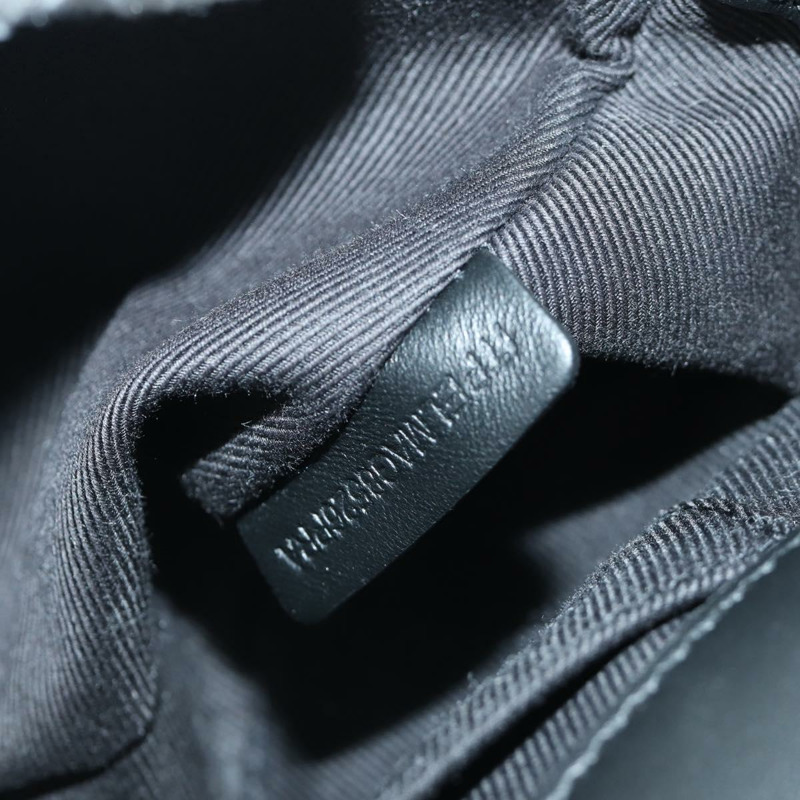 【日本直送】BURBERRY 滾軸鏈條單肩包 皮革 黑色 銀色 正品 am11155V-10