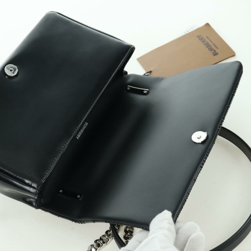 【日本直送】BURBERRY 滾軸鏈條單肩包 皮革 黑色 銀色 正品 am11155V-19