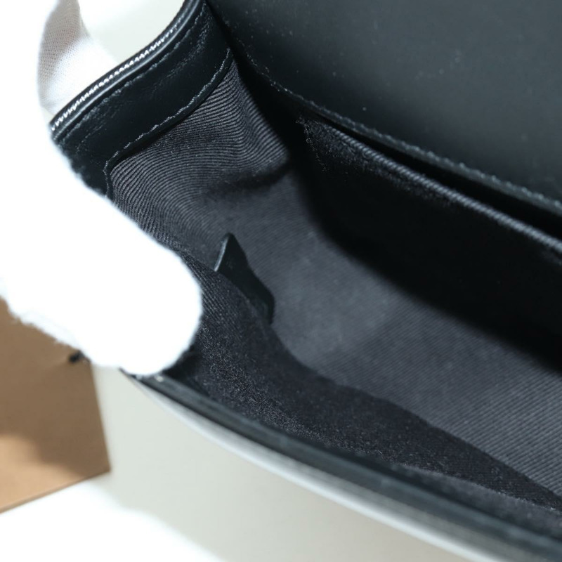 【日本直送】BURBERRY 滾軸鏈條單肩包 皮革 黑色 銀色 正品 am11155V-22