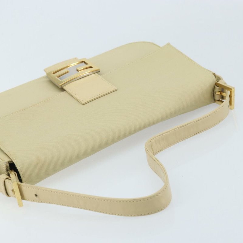 【日本直送】FENDI Mamma Baguette 肩背包 帆布 米色 金色 正品 BAZ238A-5