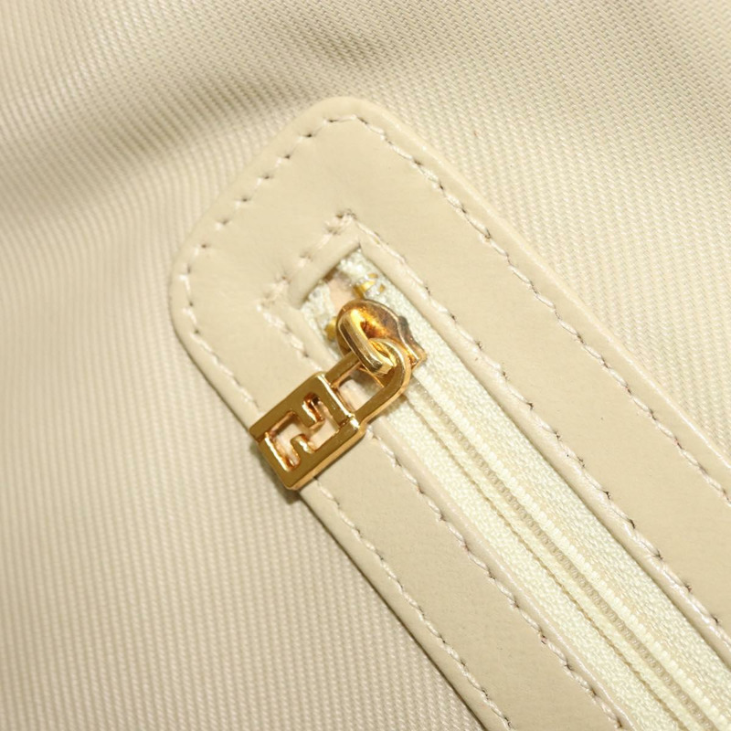 【日本直送】FENDI Mamma Baguette 肩背包 帆布 米色 金色 正品 BAZ238A-22