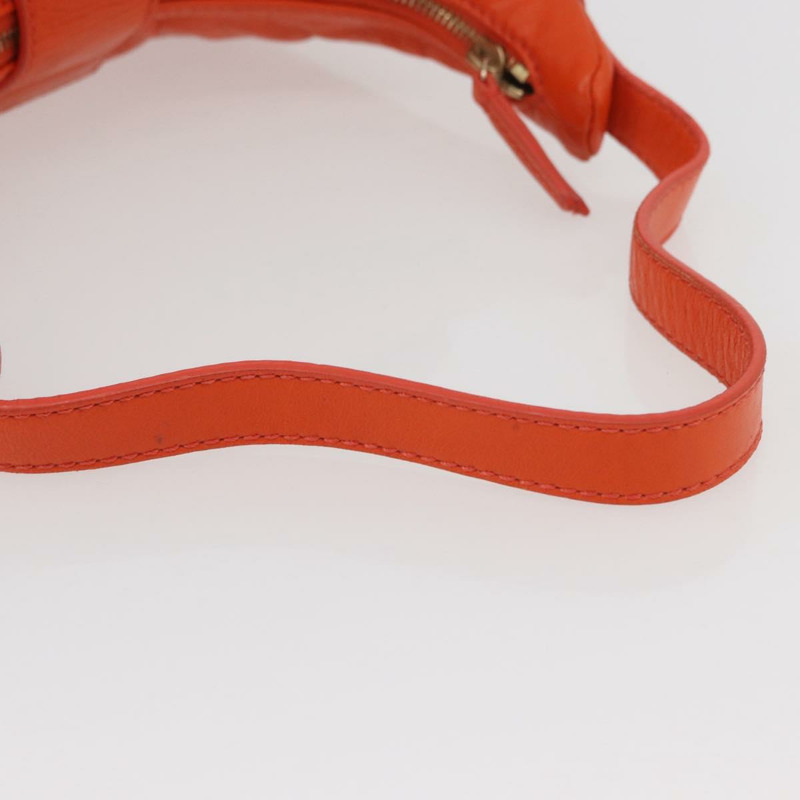 【日本直送】FENDI Mamma Baguette 肩背包 皮革 橘色 金色 Auth mr2236V-6