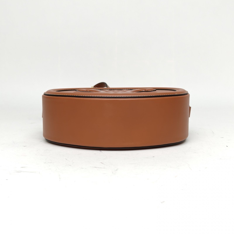 CELINE 焦糖色牛皮金扣凱旋門浮雕月餅包中號-3