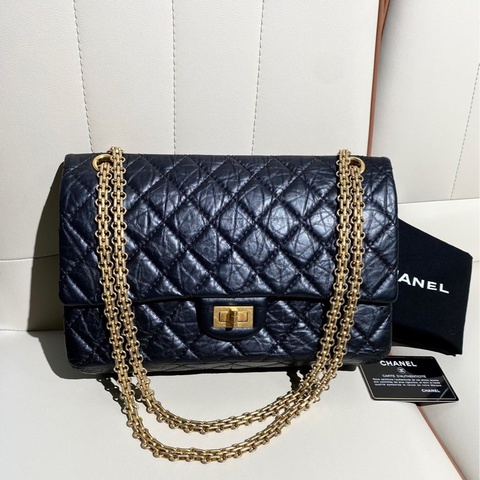 Chanel香奈兒 黑色牛皮2.55 復古金扣鏈條包，中號