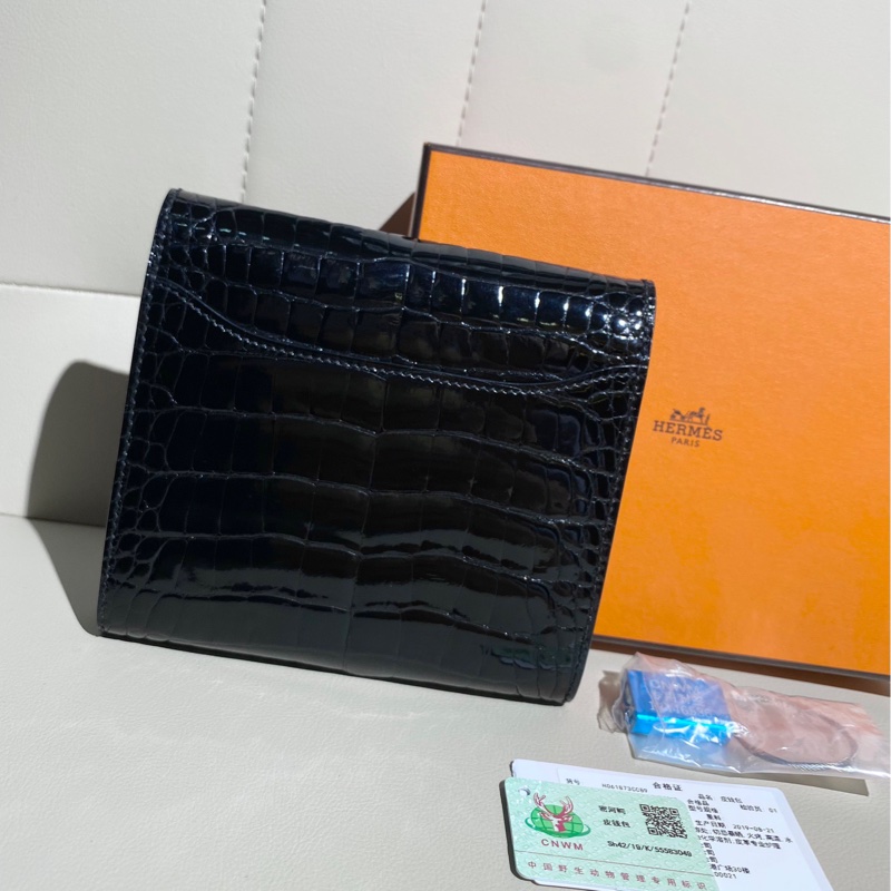 Hermes愛馬仕 constance康康 黑色鰐魚皮金扣 短款錢包-1