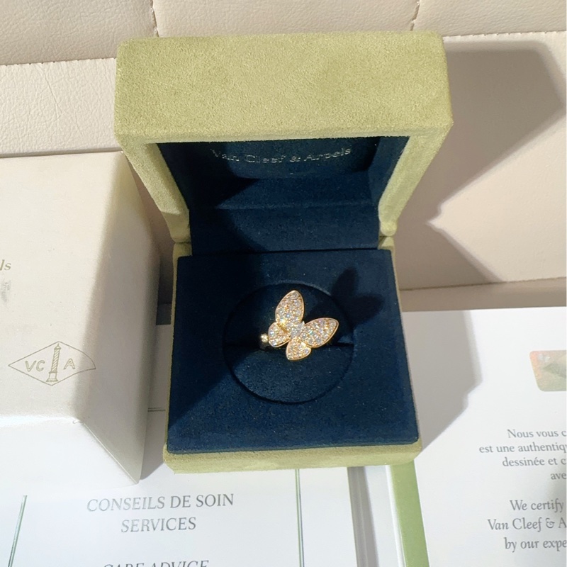 Vca梵克雅寶 two butterfly系列 18K黃金滿鑽蝴蝶戒指，52碼-1