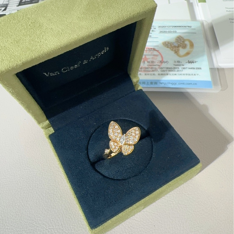 Vca梵克雅寶 two butterfly系列 18K黃金滿鑽蝴蝶戒指，52碼-2