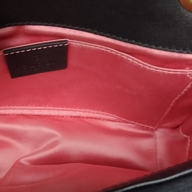 GUCCI GGMarmont肩背包Mini22黑色天鵝絨金扣-4