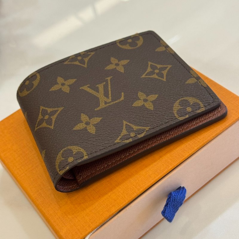 *SHIHNA名牌精品* LV M60895 Multiple 經典老花短夾-6