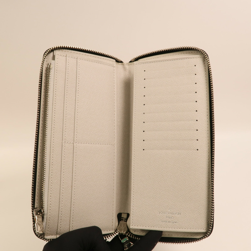 LOUIS VUITTON Taigarama Zippy Wallet銀扣長錢包-5