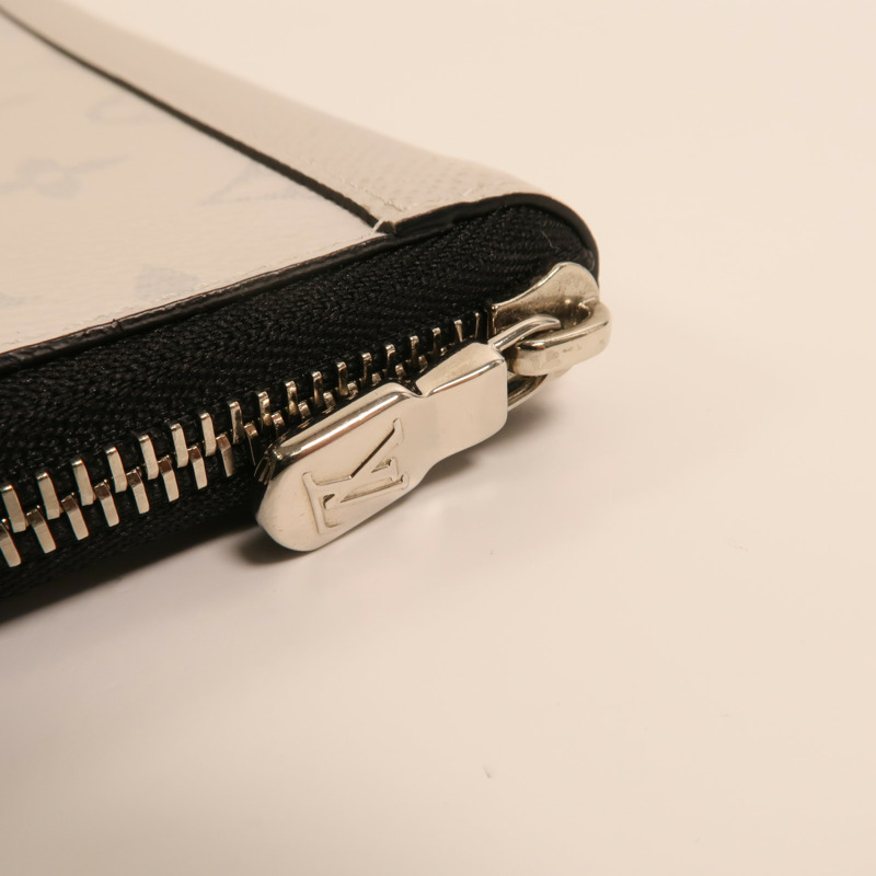 LOUIS VUITTON Taigarama Zippy Wallet銀扣長錢包-13