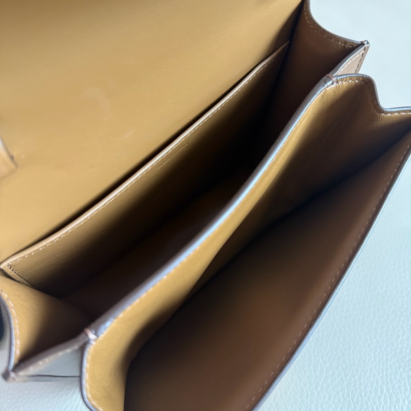 「M.Y精品」 Ce_line box 豆腐包 小號 classic 焦糖色-24