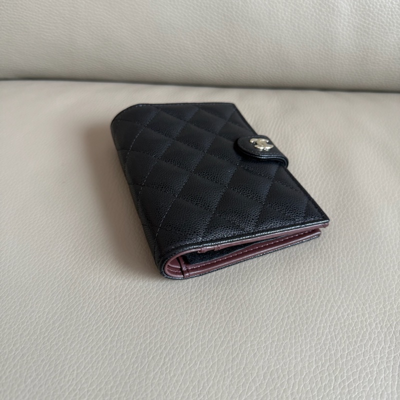 「M.Y精品」 chanel 小香 最新26C 內拉鏈中夾 護照套 護照中夾-13