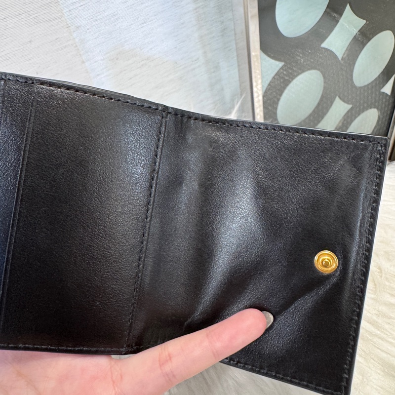 ［ 櫃價$26100 ］BV Small Tri Fold 黑編織三折短夾 晶片款-7