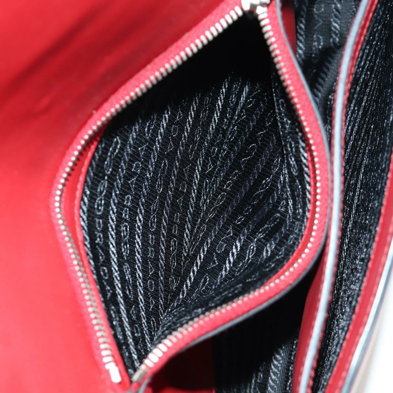 【日本直送】PRADA Electra鉚釘鏈條單肩包，皮革材質，紅色銀色，正品 am11175V-25