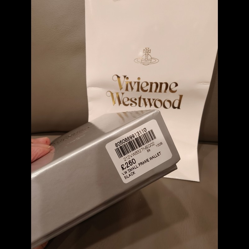 全新國外帶回未使用 Vivienne Westwood 迷你皮夾,黑色-10