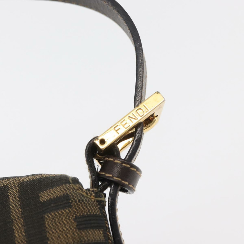 【日本直送】FENDI Zucca帆布Mamma Baguette單肩包 棕色/黑色 正品 YKZ832SM-18