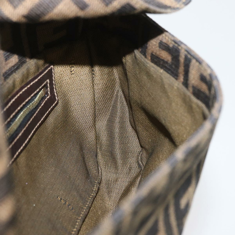 【日本直送】FENDI Zucca帆布Mamma Baguette單肩包 棕色/黑色 正品 YKZ832SM-22