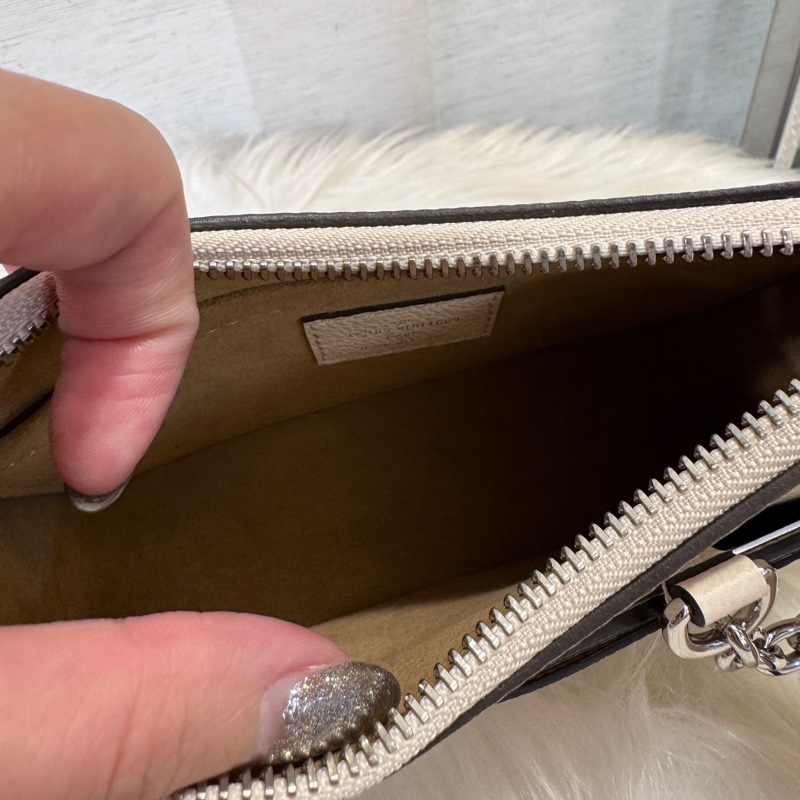 LV Marellini 石英白EPI防刮皮革肩斜背包 晶片款 近全新-12