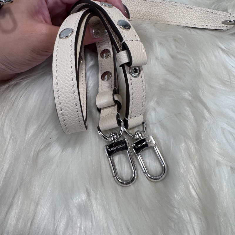 LV Marellini 石英白EPI防刮皮革肩斜背包 晶片款 近全新-15