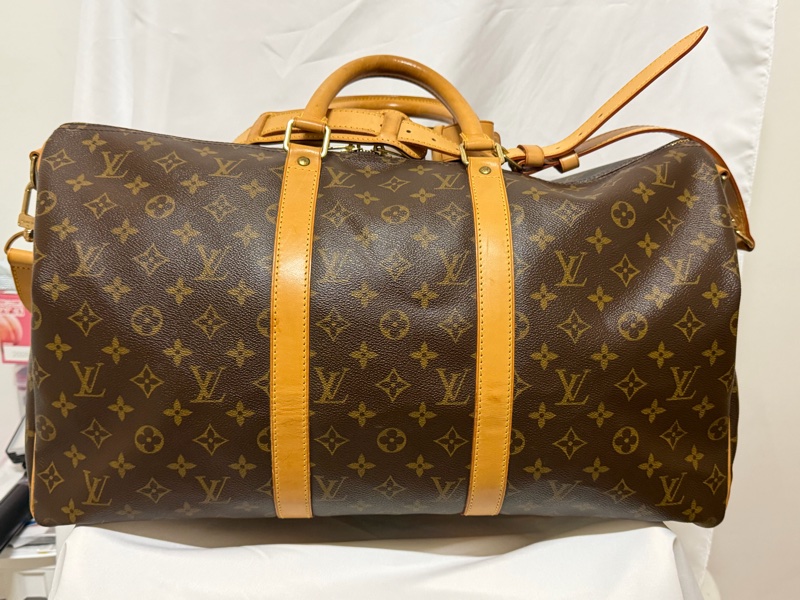 LOUIS VUITTON-9