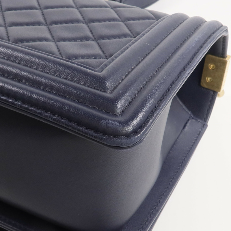 CHANEL 羊皮皮革Boy 25金扣鏈帶肩背袋-7