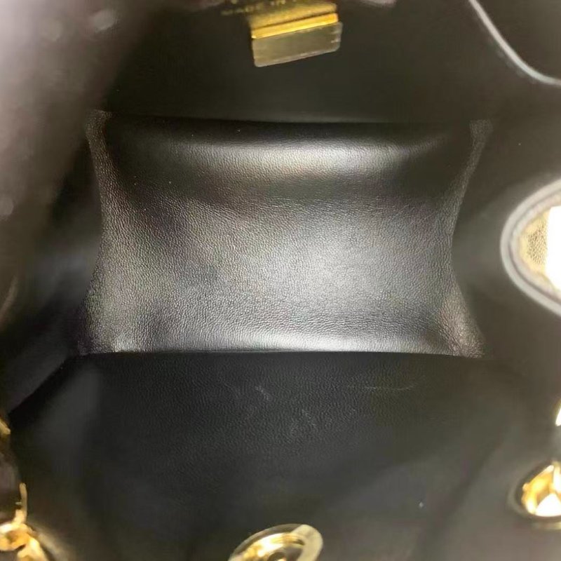 Chanel 23p 黑金荔枝皮 mini tote 包 芯片款16*15 99新配件塵袋購證-4