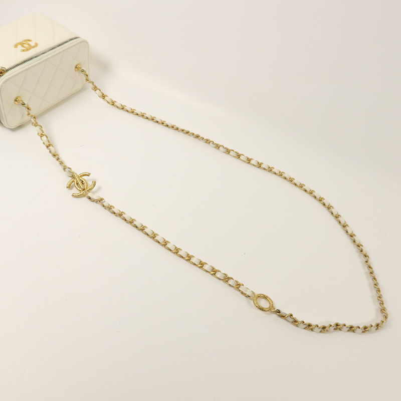CHANEL 牛皮皮革Vanity Case金扣鏈帶肩背袋-7