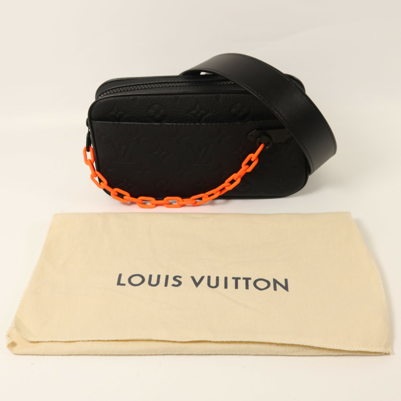 LOUIS VUITTON Monogram Taurillon Pochette Volga Uniform腰包-8