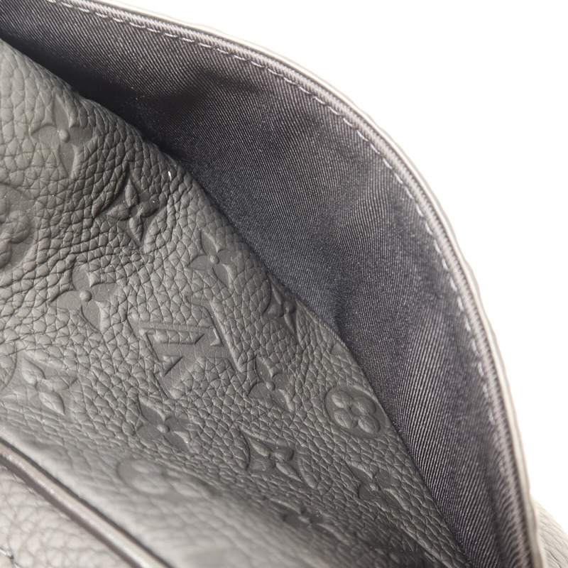 LOUIS VUITTON Monogram Taurillon Pochette Volga Uniform腰包-14
