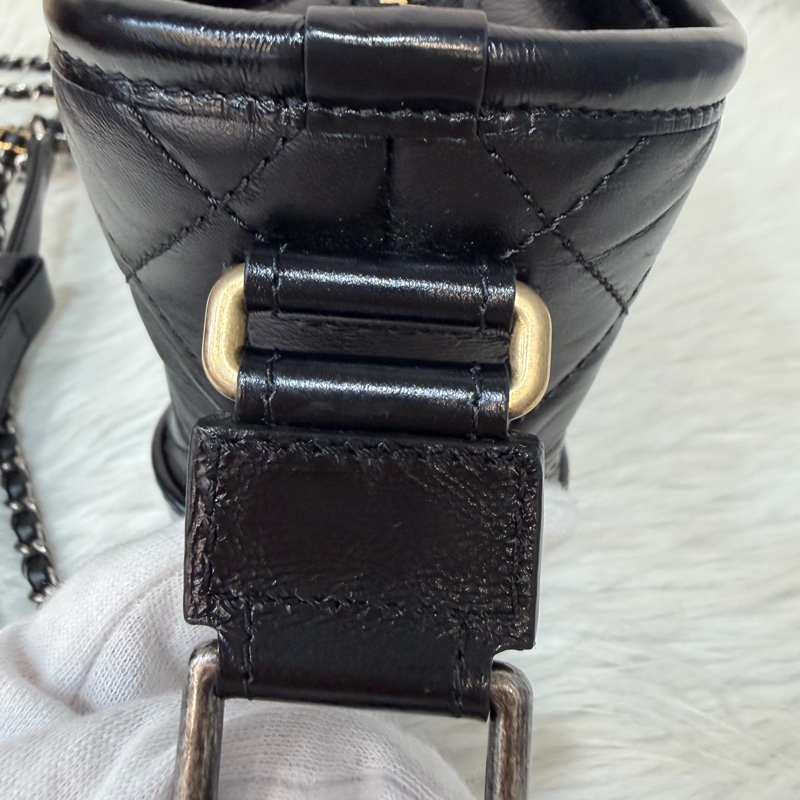 CHANEL A91810 AS0865 gabrielle HOBO 20公分 黑色斜背包流浪包 小號-24