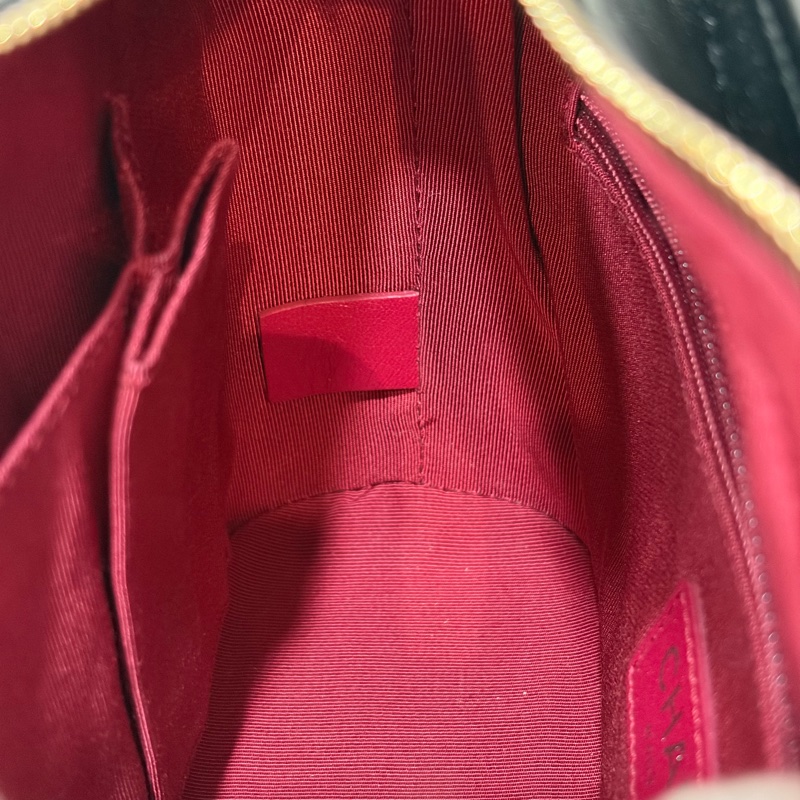 CHANEL A91810 AS0865 gabrielle HOBO 20公分 黑色斜背包流浪包 小號-40