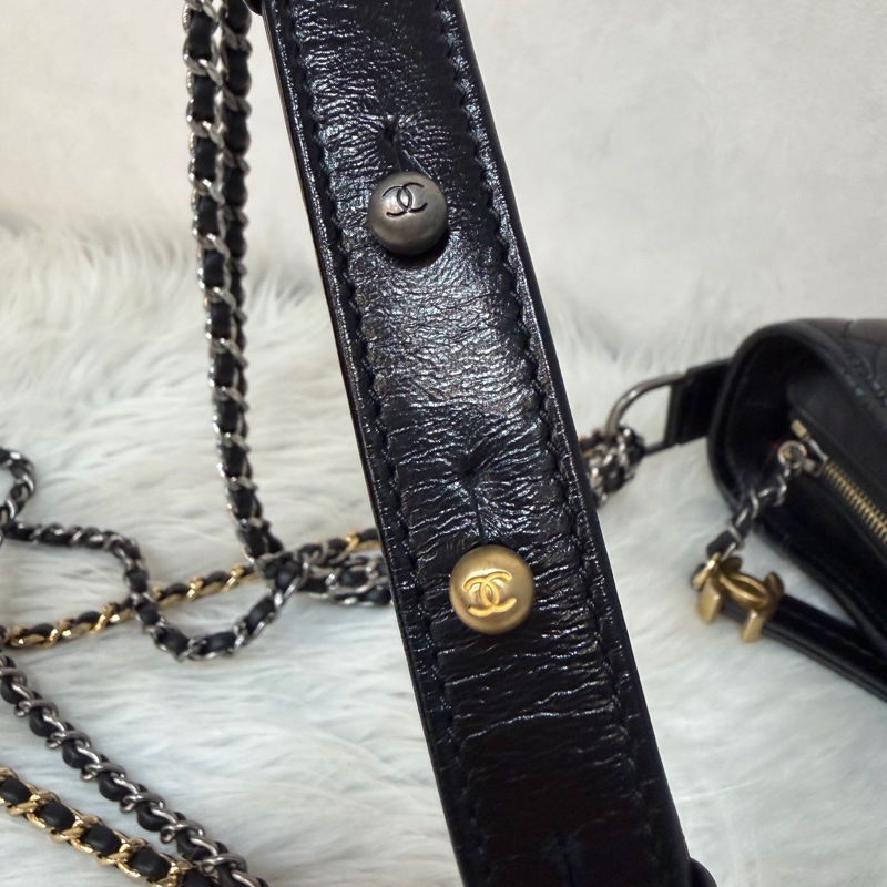 CHANEL A91810 AS0865 gabrielle HOBO 20公分 黑色斜背包流浪包 小號-50