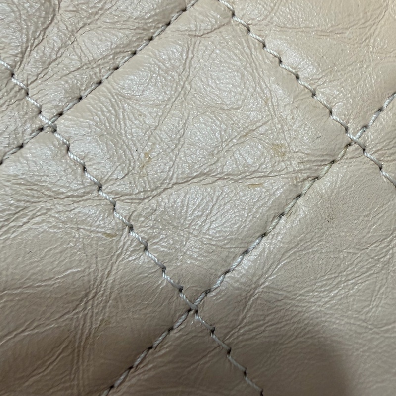 CHANEL A91810 AS0865 gabrielle HOBO 20公分 奶茶黑色撞色斜背包流浪包 小號-7