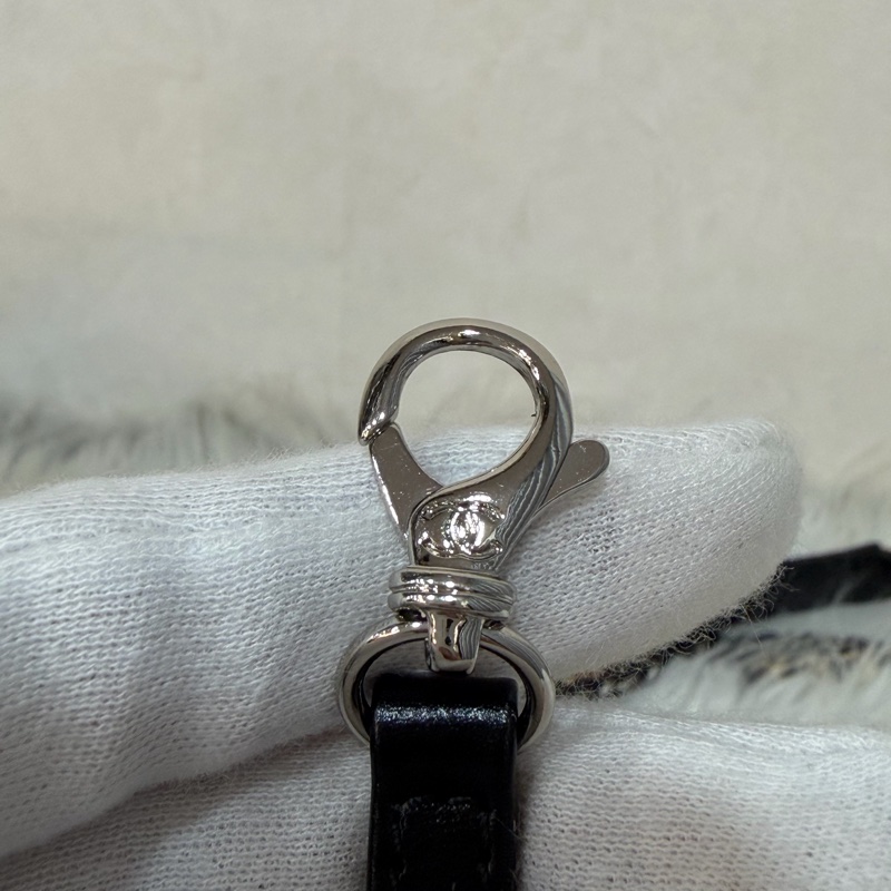 CHANEL A91810 AS0865 gabrielle HOBO 20公分 奶茶黑色撞色斜背包流浪包 小號-47