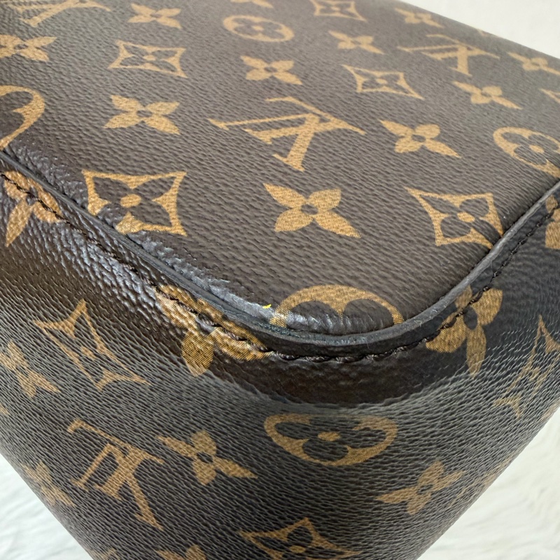 LV M44020 Neo NOE 字紋 老花 黑色 斜背包 肩背包 水桶包 束口包-11