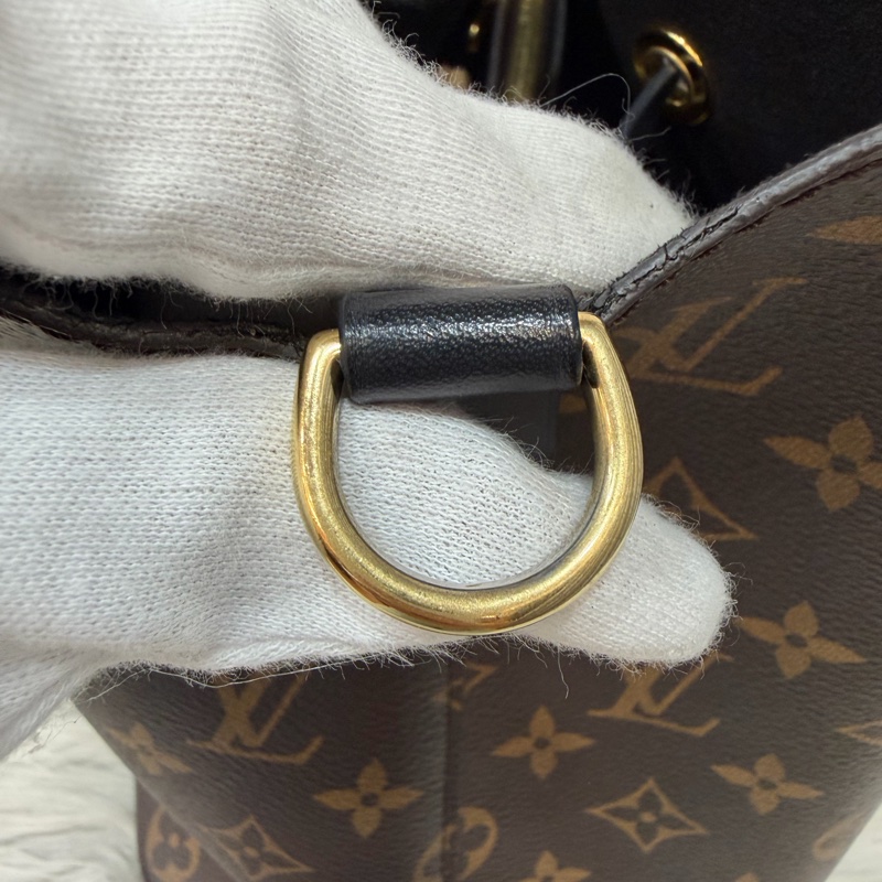 LV M44020 Neo NOE 字紋 老花 黑色 斜背包 肩背包 水桶包 束口包-15