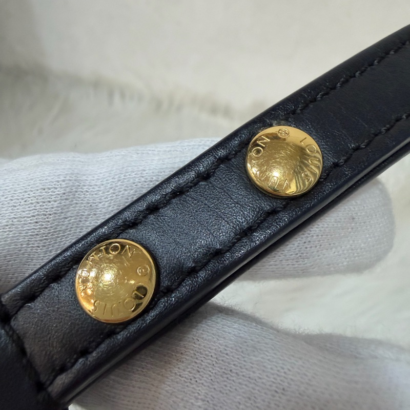 LV M44020 Neo NOE 字紋 老花 黑色 斜背包 肩背包 水桶包 束口包-52