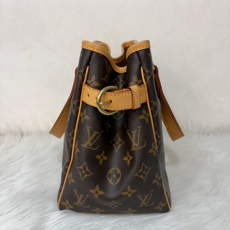 LV M51156 原花 老花 字紋 手提包 便當包 小 午休包 名媛包 晚宴包 手拿包 熱門款-1