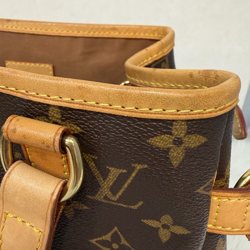 LV M51156 原花 老花 字紋 手提包 便當包 小 午休包 名媛包 晚宴包 手拿包 熱門款-23
