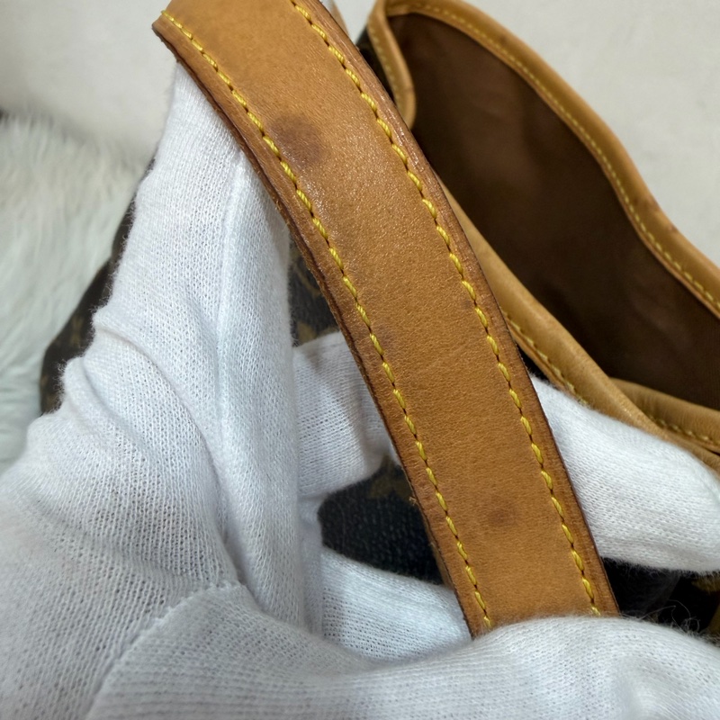 LV M51156 原花 老花 字紋 手提包 便當包 小 午休包 名媛包 晚宴包 手拿包 熱門款-48