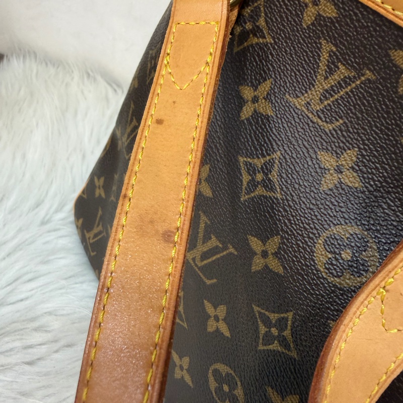 LV M51156 原花 老花 字紋 手提包 便當包 小 午休包 名媛包 晚宴包 手拿包 熱門款-49