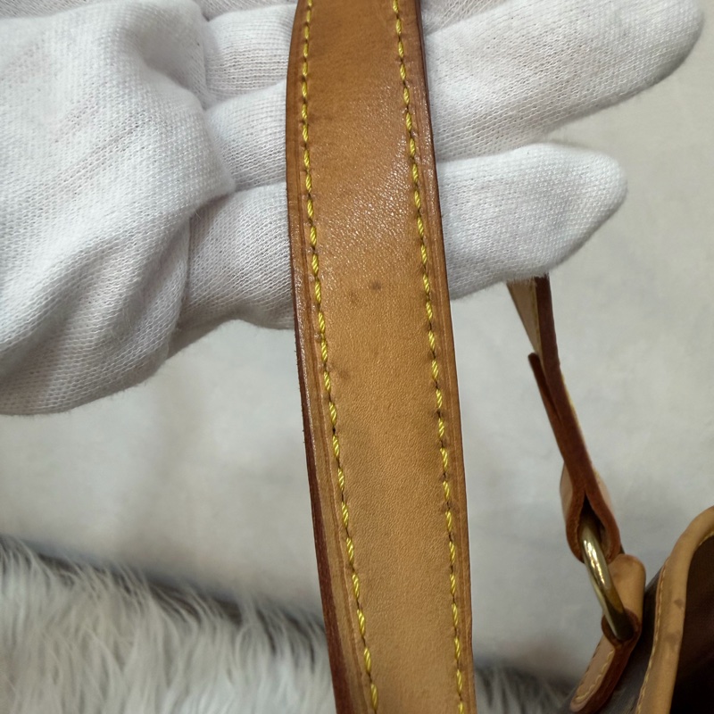 LV M51156 原花 老花 字紋 手提包 便當包 小 午休包 名媛包 晚宴包 手拿包 熱門款-52